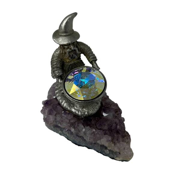 Spoontiques Pewter Wizard Figurine Amethyst Rock Iridescent Crystal CauldroN - Picture 11 of 16